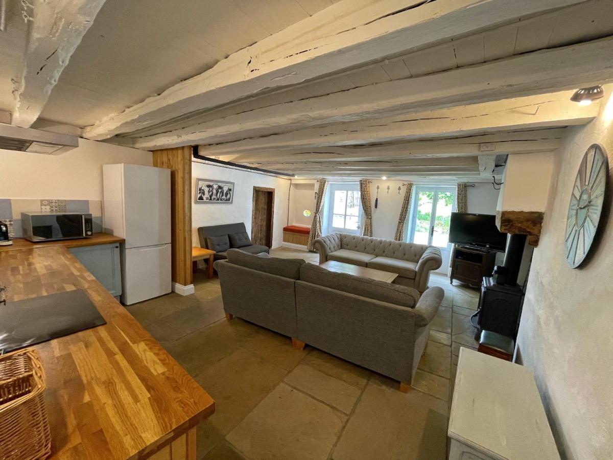 Vila Champs Chevrier Mezieres-sur-Issoire Exteriér fotografie